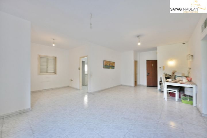 דירה, ויגודסקי, רמב"ם, ראשון לציון