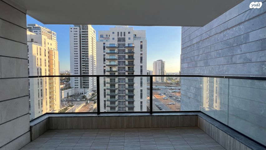 דירה, נרקיסים, ראשון לציון