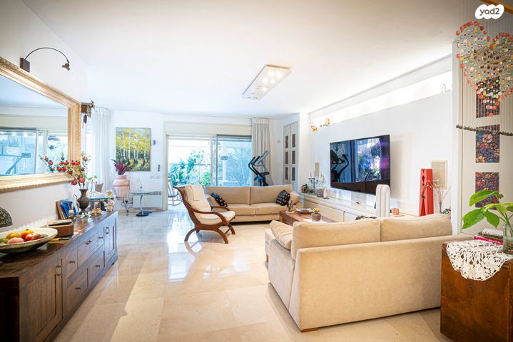 דירת גן, שביל החלב, הוד השרון