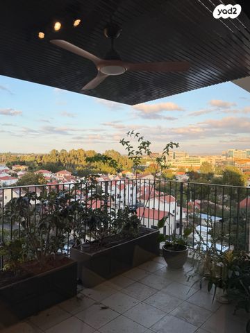 דופלקס, שושנה דמארי, נווה זמר, רעננה