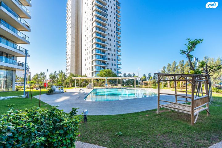 דירה, שדרות רחבעם זאבי, גבעת אולגה, חדרה