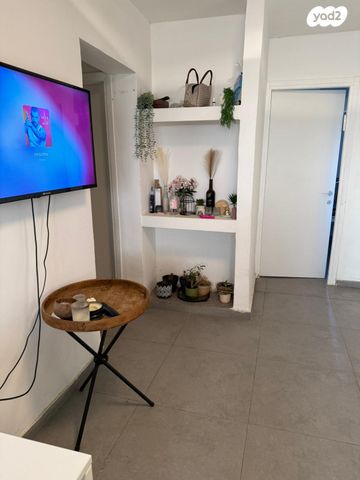 דירה, הרב שמחה אסף, שכונה ד', באר שבע