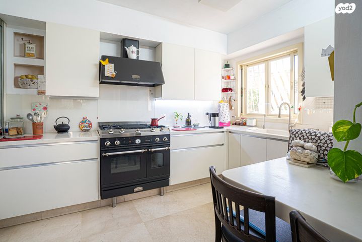 דירת גן, שביל החלב, הוד השרון