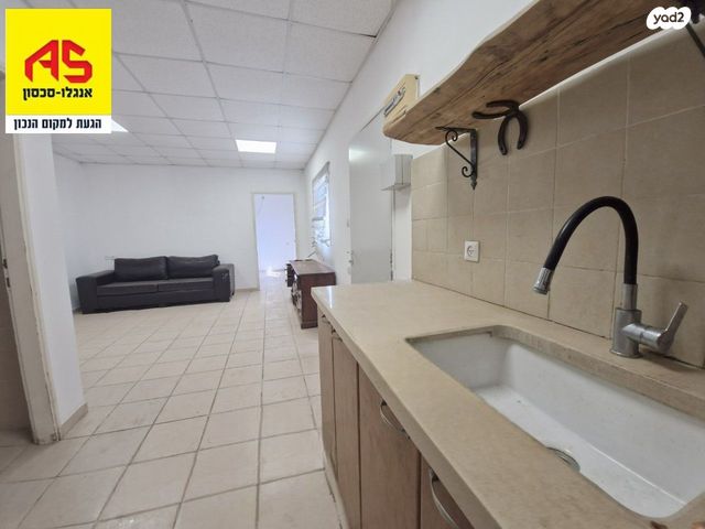 קיבוץ גלויות 