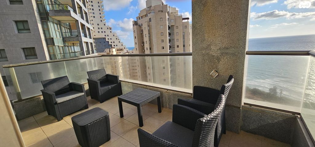 דירה, נתניה