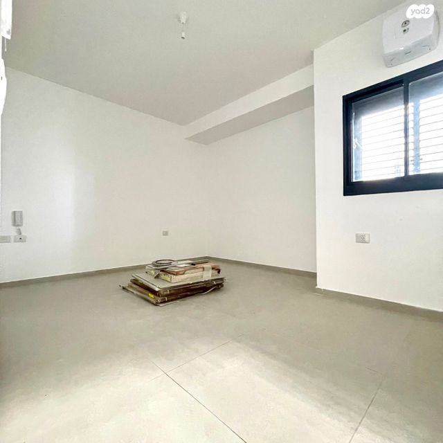 דירה, הגדוד העברי, קרית ויצמן, רעננה