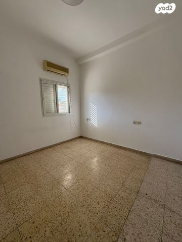 דירה, הרא"ה, שכונת הלל, רמת גן