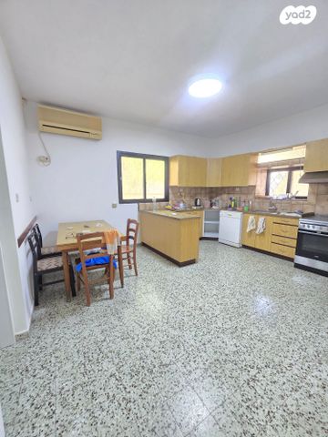 בית פרטי/ קוטג', הגפן, עין התכלת, נתניה