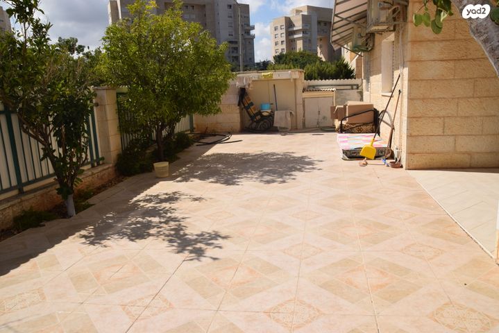 דירת גן, כרמיאל