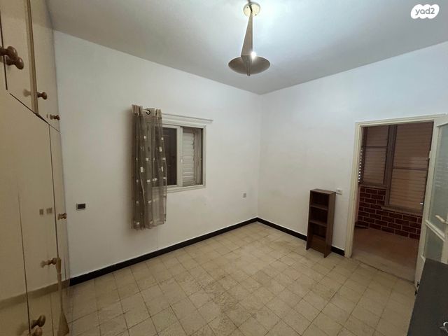 דירה, שרה אהרונסון, המרכז השקט / מרכז העיר, פתח תקווה