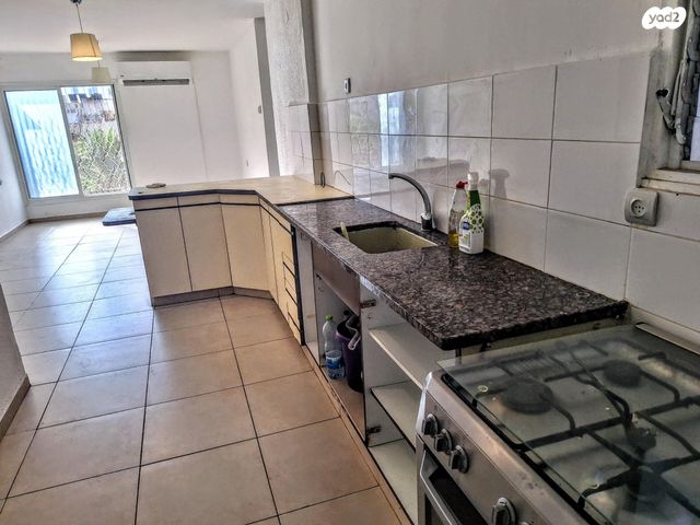 דירה, הרצפלד, תל אביב יפו