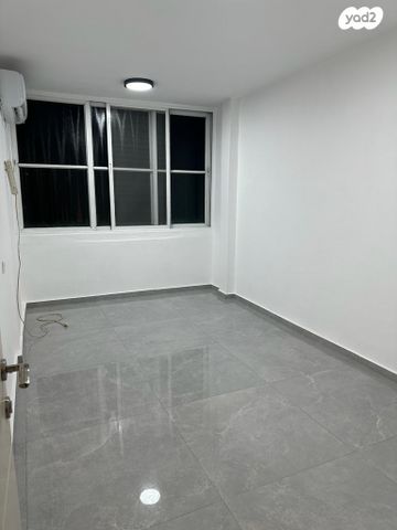 דירה, אפשטיין 1, חדרה