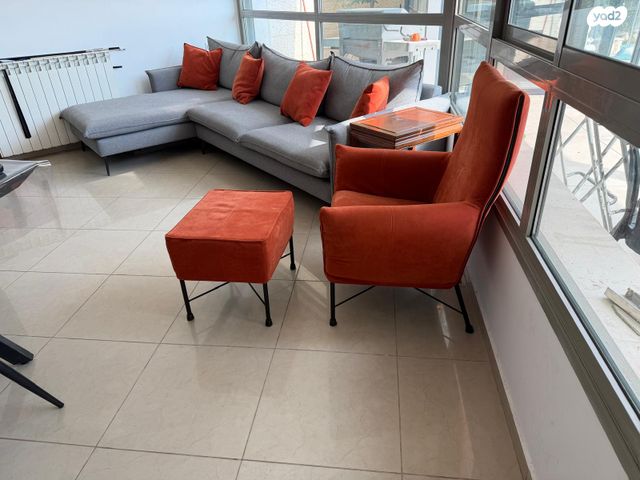 דירת גן, אברהם פררה, הולילנד, ירושלים