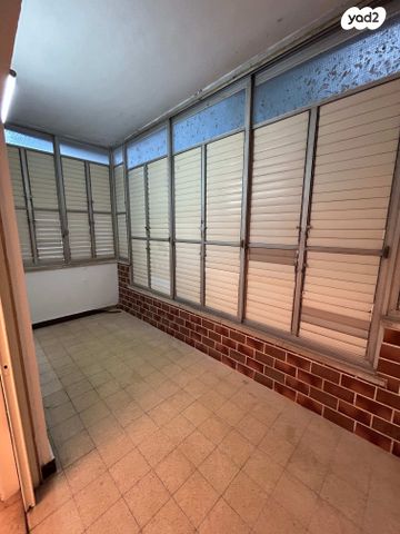 דירה, שרה אהרונסון, המרכז השקט / מרכז העיר, פתח תקווה