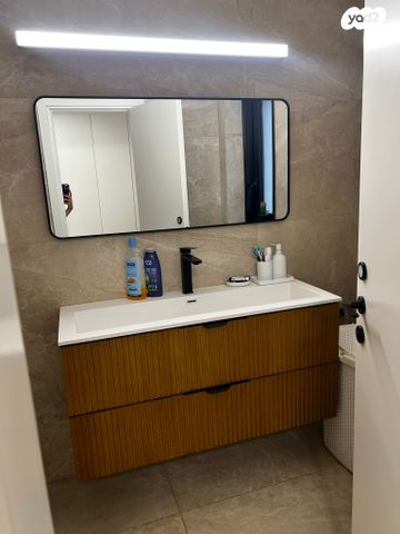 דירה, שושנה דמארי, קרית האמנים, מצליח, רמלה