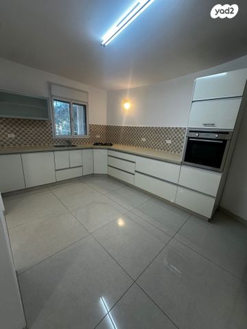 יחידת דיור, הולנד, הוד הכרמל, דניה, חיפה