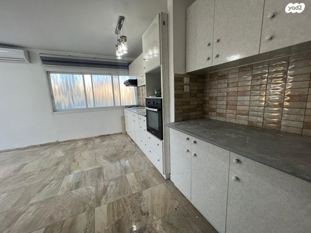 דירה, שדרות יוספטל, בן גוריון, קרית אתא