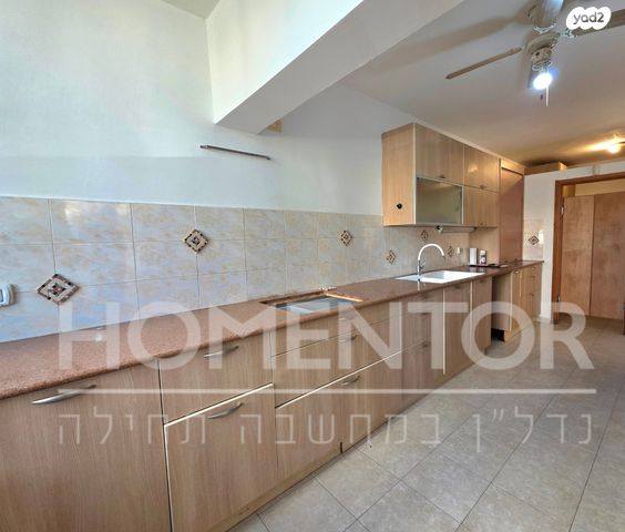 דירת גן, דקר, רובע ד', אשדוד