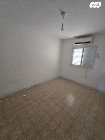 דירה, רחבת גד, בני ישראל, קרית גת