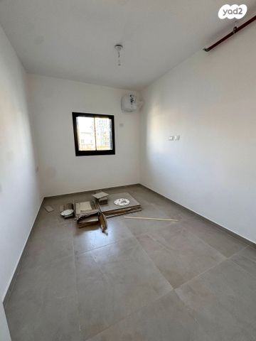 דירה, הרב יצחק ידידיה פרנקל, נווה שאנן, תל אביב יפו