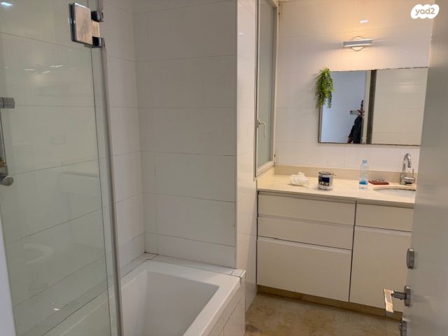 דירה, קדם, עג'מי, גבעת העליה, תל אביב יפו