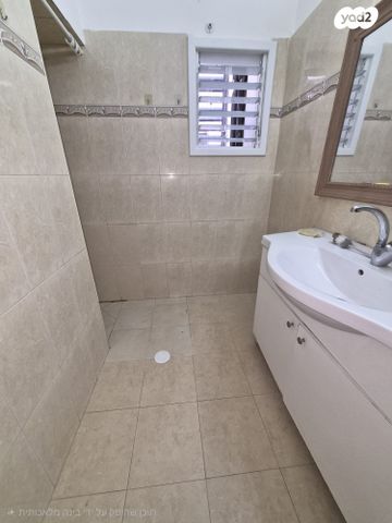 דירה, חביבה רייק, לב העיר, בת ים