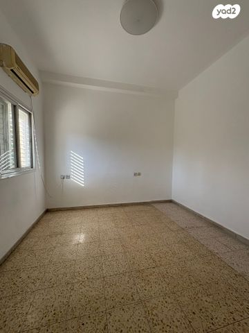 דירה, הרא"ה, שכונת הלל, רמת גן