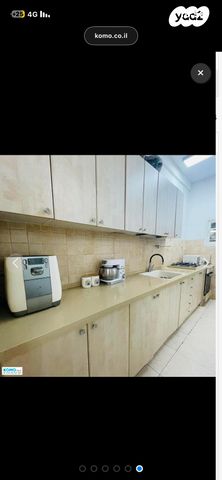 דו משפחתי, חירותנו, עזרא, הארגזים, תל אביב יפו