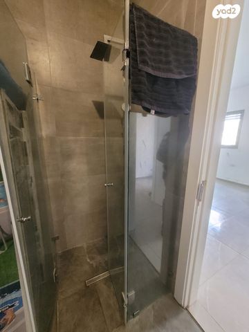 יחידת דיור, נתן יונתן, קרית האמנים, מצליח, רמלה