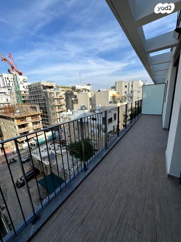 דירה, הרב יצחק ידידיה פרנקל, נווה שאנן, תל אביב יפו