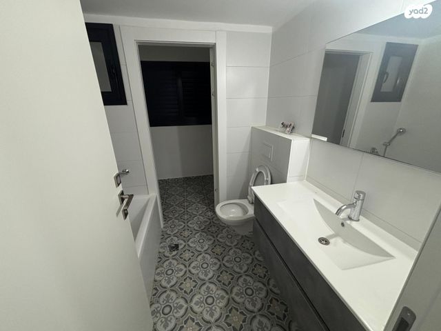 דירה, חזון אי"ש, עין גנים, פתח תקווה