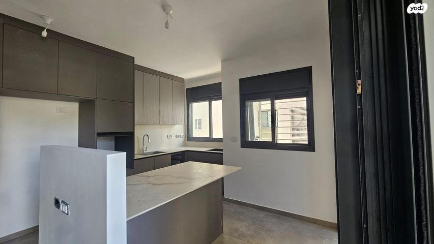 דירה, תרע"ד, שכונת הראשונים, רמת גן