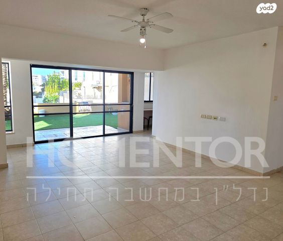 דירת גן, דקר, רובע ד', אשדוד