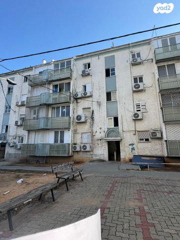 דירה, אפשטיין 1, חדרה