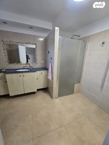 בית פרטי/ קוטג', הגפן, עין התכלת, נתניה