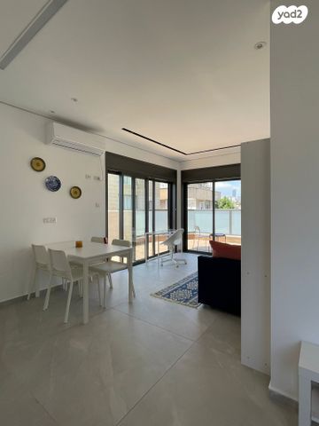 גג/ פנטהאוז, בועז, התקוה, בית יעקב, נווה צה"ל, תל אביב יפו