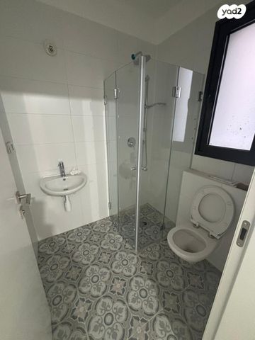 דירה, חזון אי"ש, עין גנים, פתח תקווה