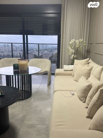 דירה, משה לוי, נאות שמיר, רמלה