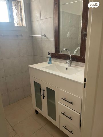 דירה, ששת הימים 1007, הראשונים, שלומי