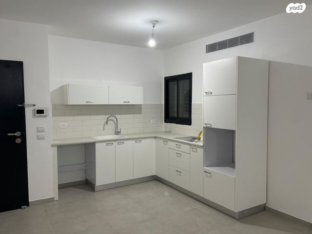 דירה, חזון אי"ש, עין גנים, פתח תקווה