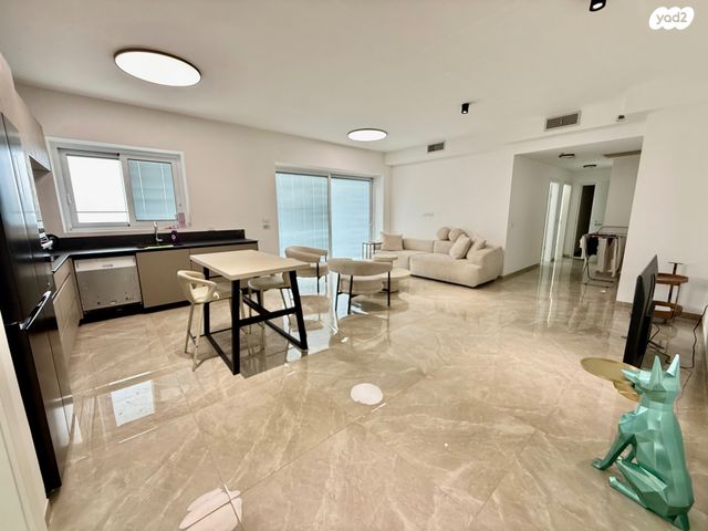 שדרות רחבעם זאבי 