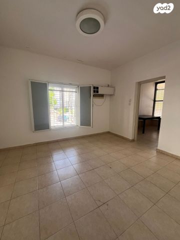 דירה, טרומן 22, נגבה, רמת גן