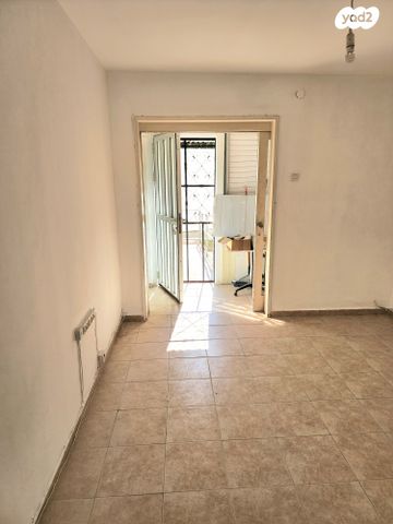 דירה, המעפילים, רובע ב', אשדוד