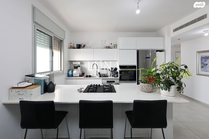 דירה, קרית המדע, נתניה