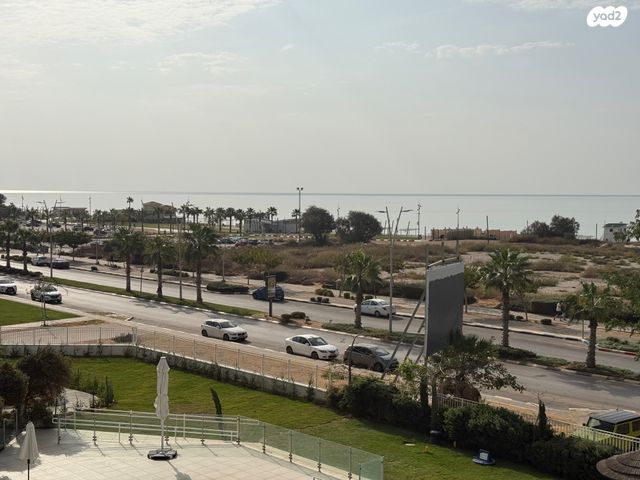 דירה, שדרות רחבעם זאבי, גבעת אולגה, חדרה