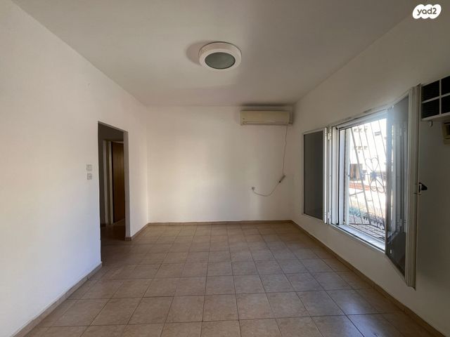 דירה, טרומן 22, נגבה, רמת גן