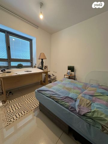 ניסים אלוני 6