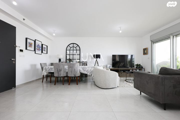 דירה, קרית המדע, נתניה