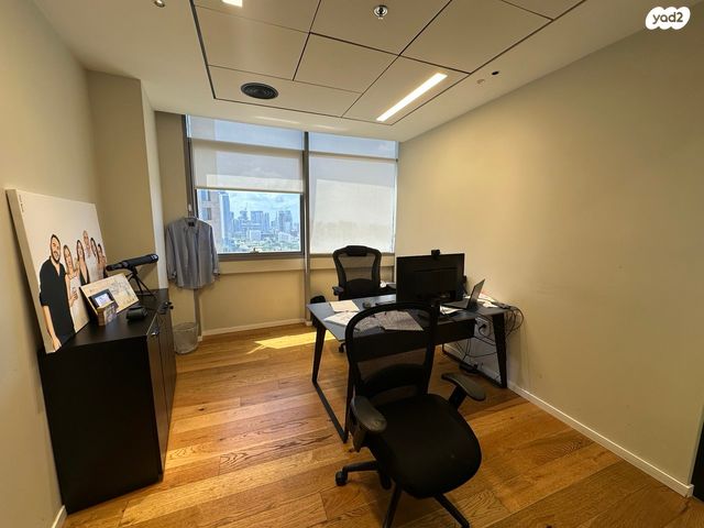 משרדים, דרך מנחם בגין 7, בורסה, רמת גן