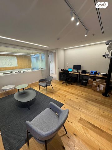 משרדים, שדרות ההשכלה, ביצרון ורמת ישראל, תל אביב יפו